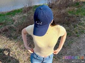  把熟睡的堂姐摇醒告诉她我要操你骚逼了