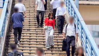 FC2-PPV-4802106 【街頭偷拍→無碼性愛】搭訕並拍攝一位胸部豐滿、超級可愛的女大學生+無碼內射作為獎勵